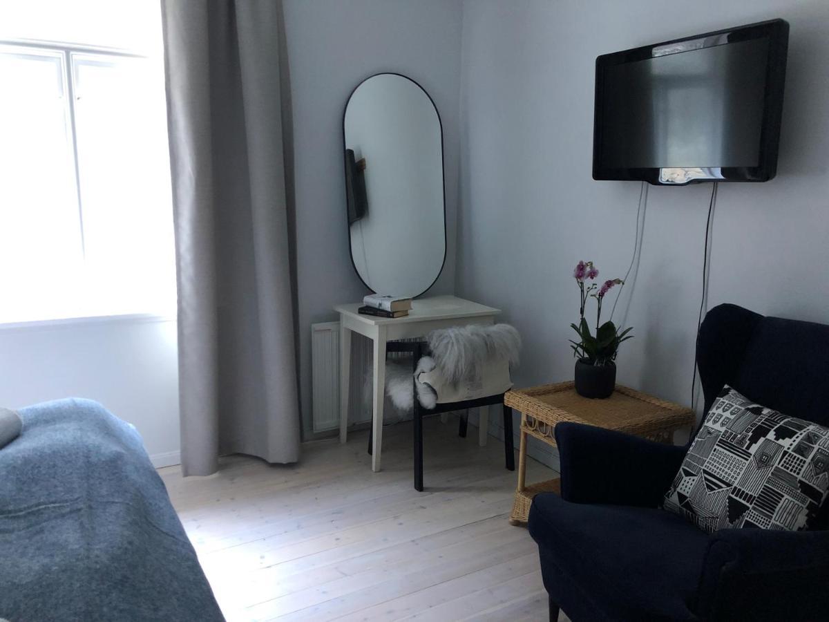 Lindstrom Hotel Lærdalsøyri Kültér fotó