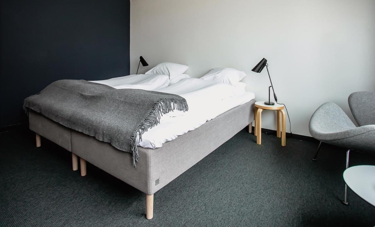 Lindstrom Hotel Lærdalsøyri Kültér fotó