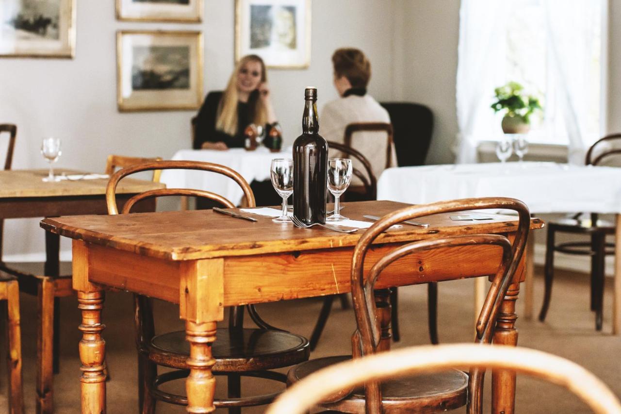 Lindstrom Hotel Lærdalsøyri Kültér fotó