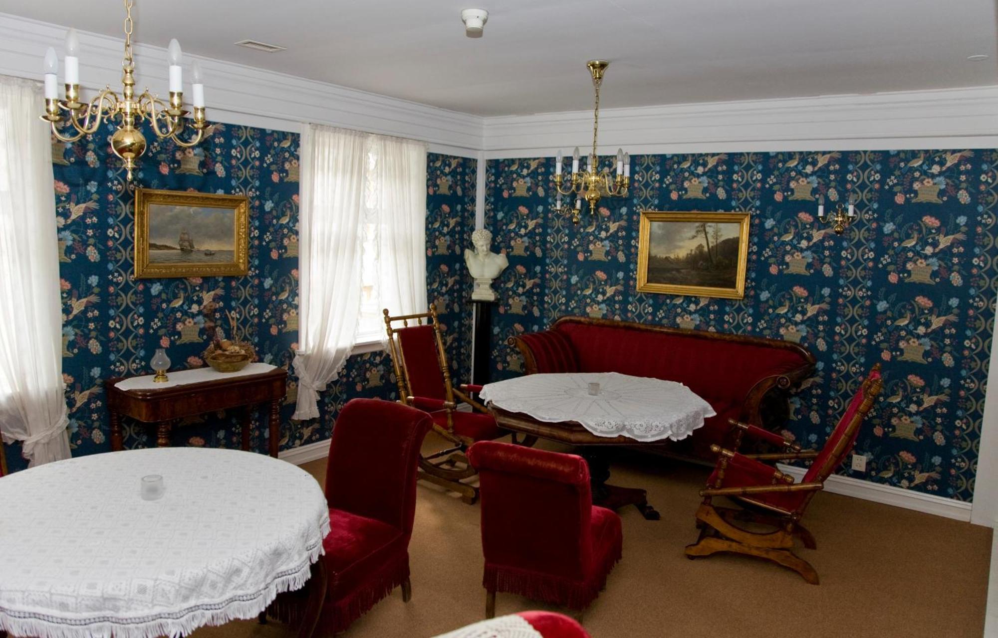 Lindstrom Hotel Lærdalsøyri Kültér fotó